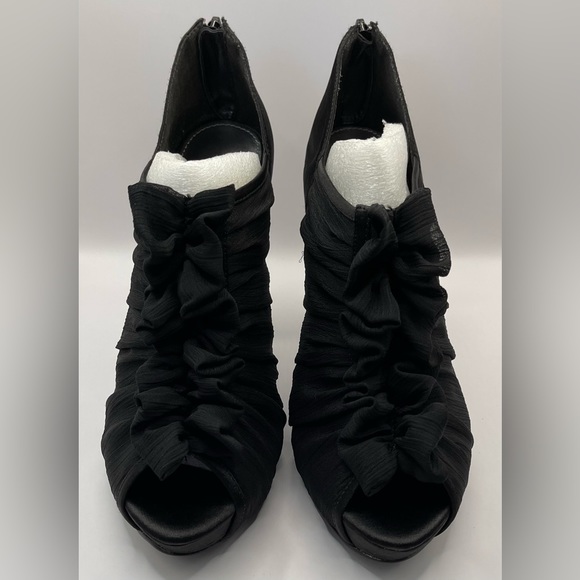 Jacqueline Ferrar~Jovana‎ Black Heels~Sz 9M. Worn Once Indoors~EUC~No Box - Picture 2 of 9